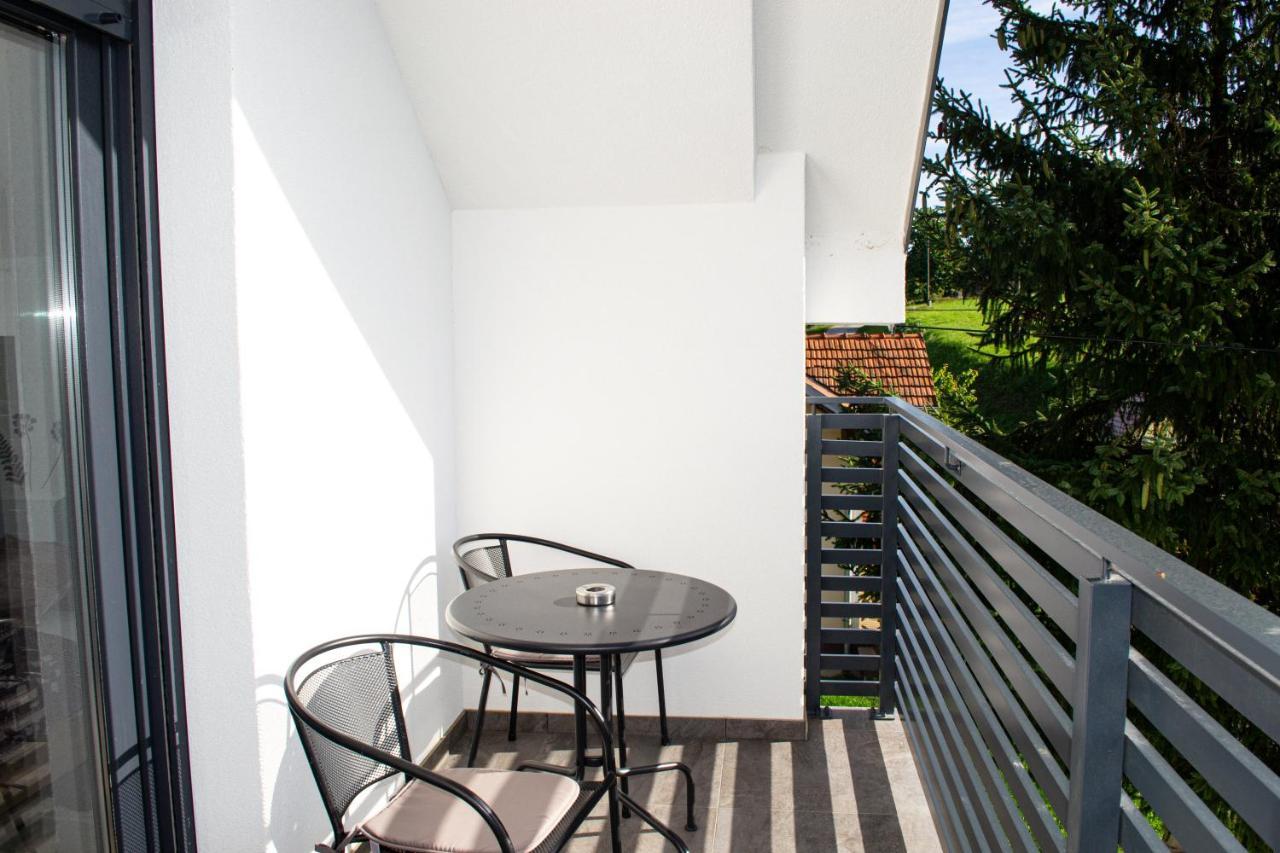Kraljeva Hiza - Apartmani I Sobe Kralj Sveti Martin Na Muri Exteriör bild