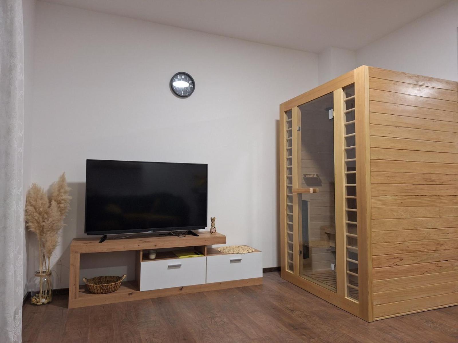 Kraljeva Hiza - Apartmani I Sobe Kralj Sveti Martin Na Muri Exteriör bild